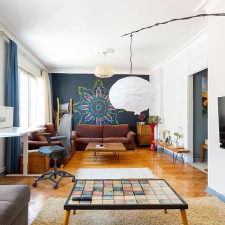 Cozy Flat 6 Min Walking To Taksim Square Apartment